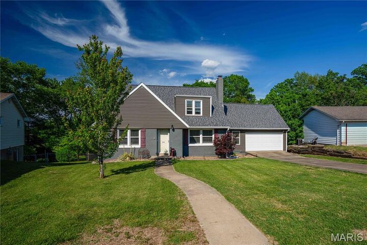 Property Photo: 24 Camellia Drive MO 63703