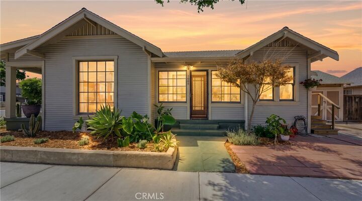 Property Photo:  1005 Roswell  CA 90804 