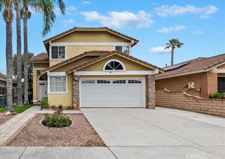 Property Photo:  462 Coudures Way  CA 92571 