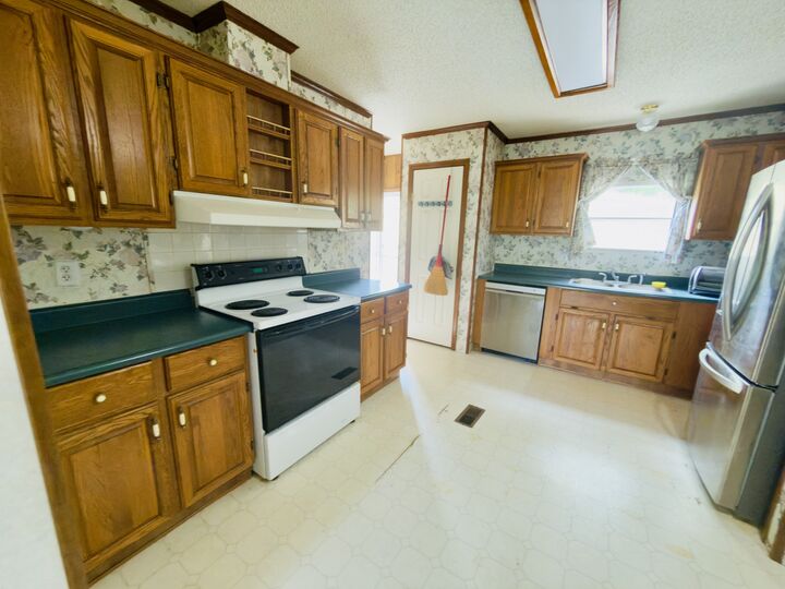 Property Photo:  376 Red Top Rd  TN 37079 