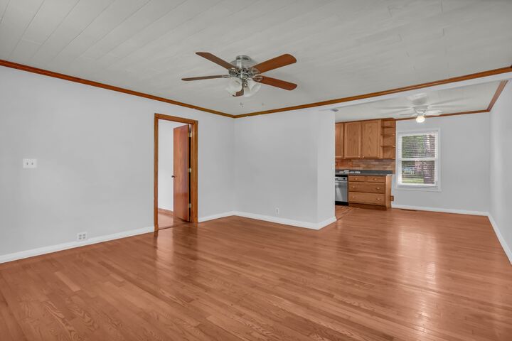 Property Photo:  116 Lilac Ct  TN 37042 