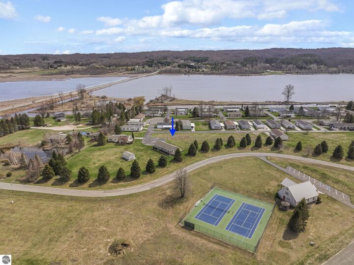 Property Photo:  16890 Valley Wood Court  MI 49613 