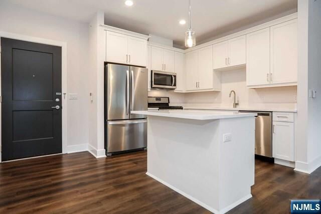 Property Photo:  110 Market Street 206  NJ 07663 