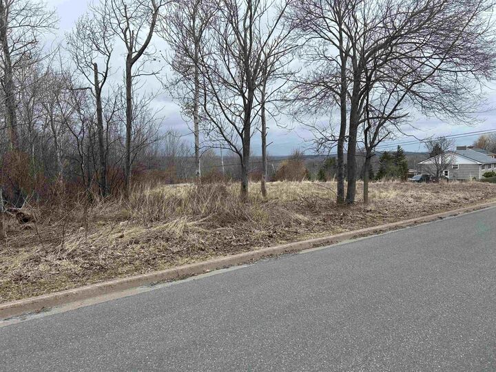 Property Photo:  33 Twelfth Street  NS B0K 1X0 