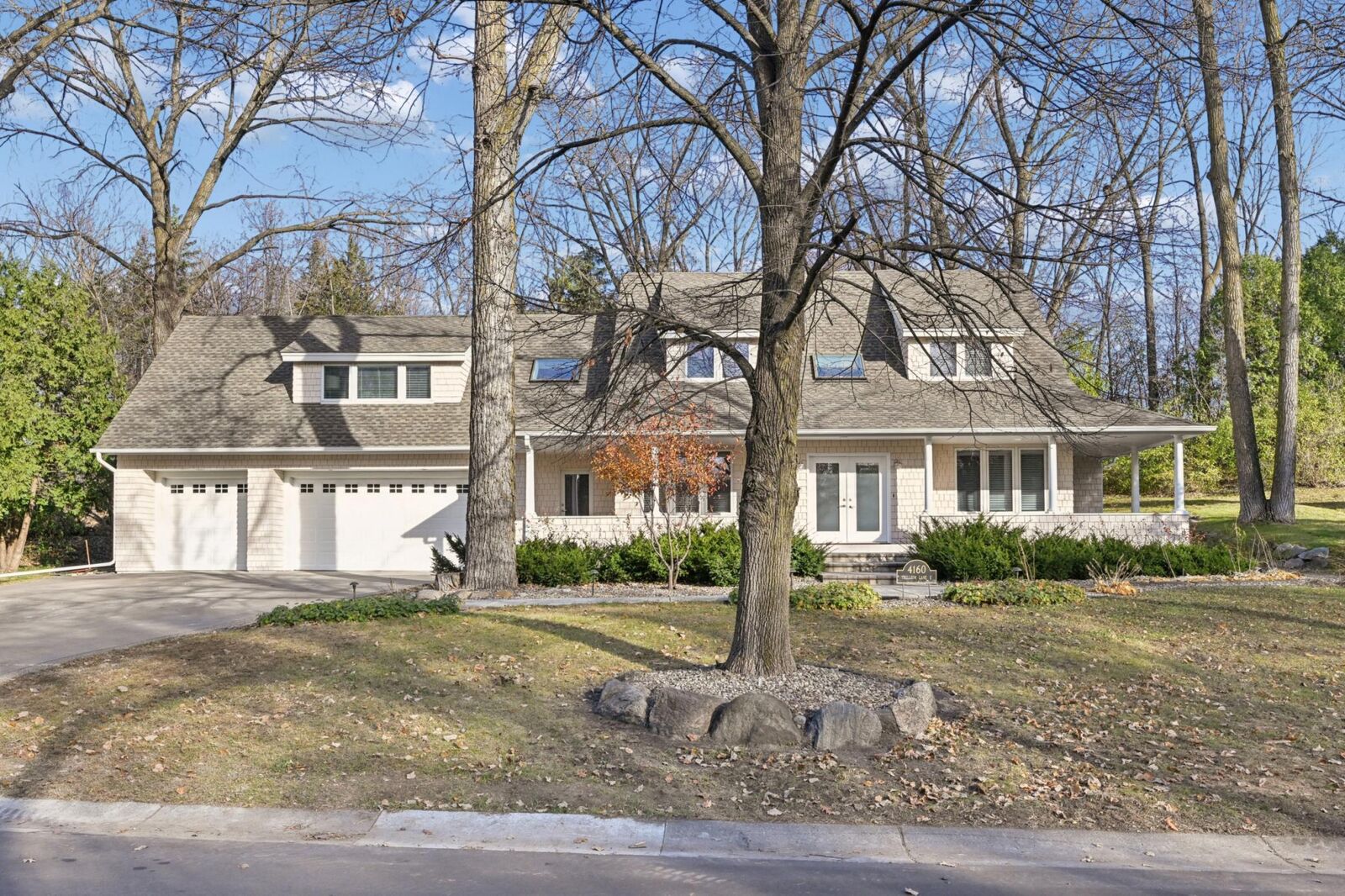 Property Photo:  4160 Trillium Lane E  MN 55364 