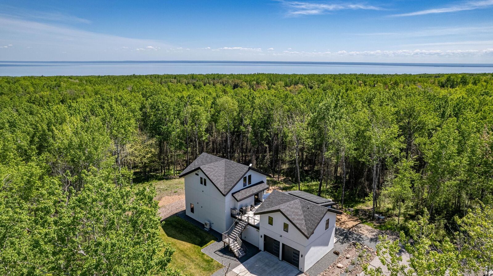 Property Photo:  5140 Lakewood Road  MN 55804 