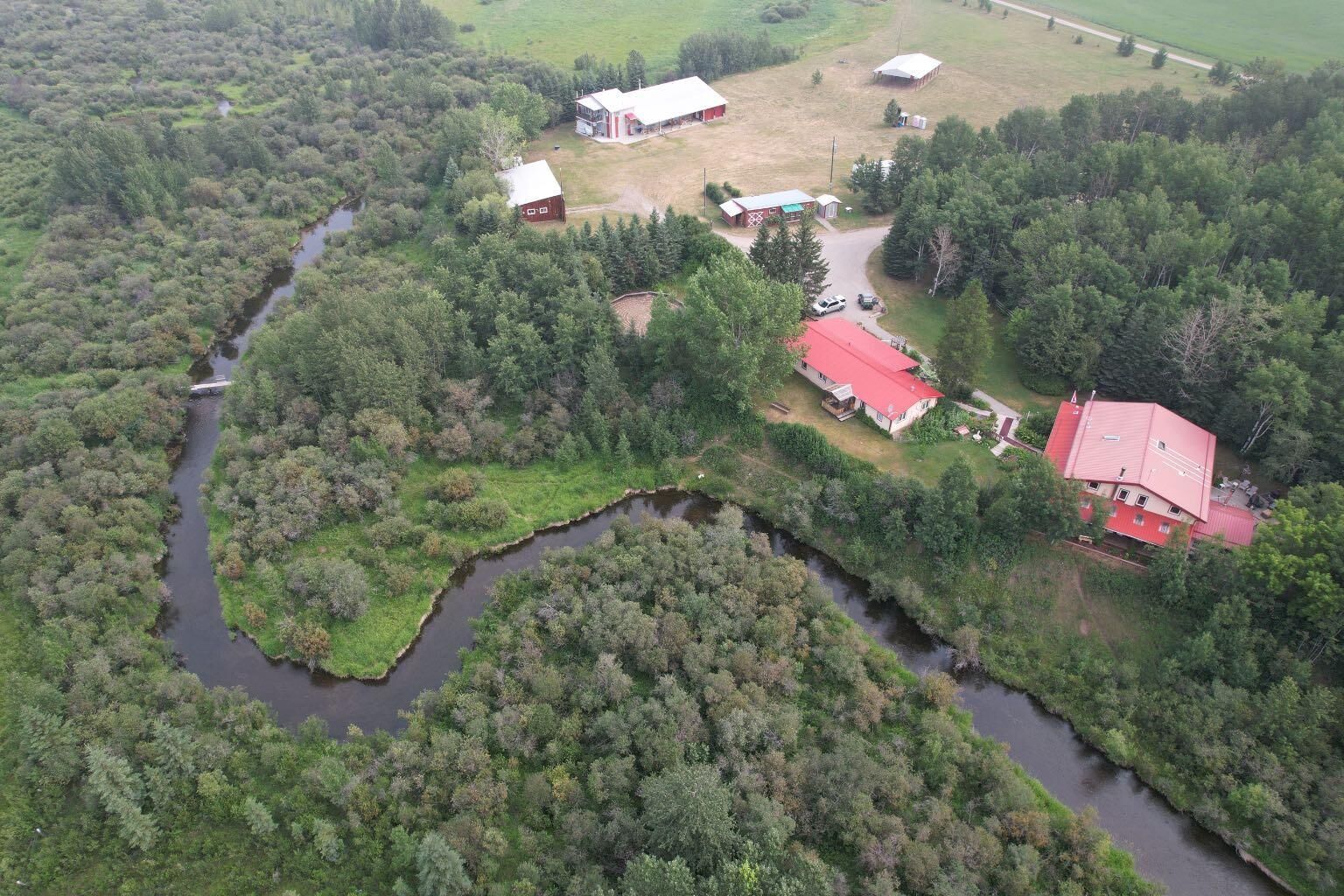 Property Photo: 53021A 37-2 Township Road AB T0M 0M0
