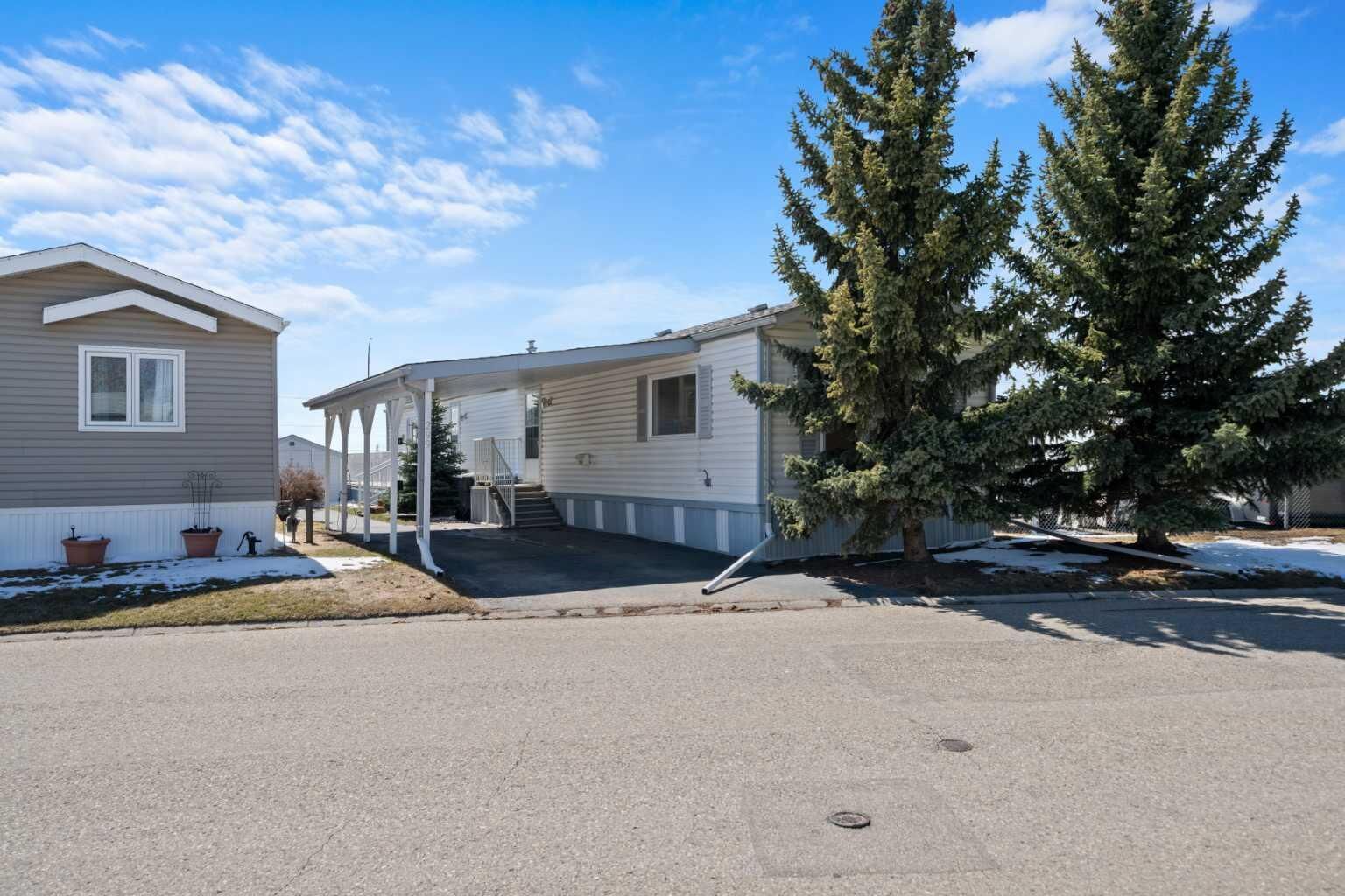 Property Photo:  99 Arbour Lake Road NW 299  AB T3G 4E4 
