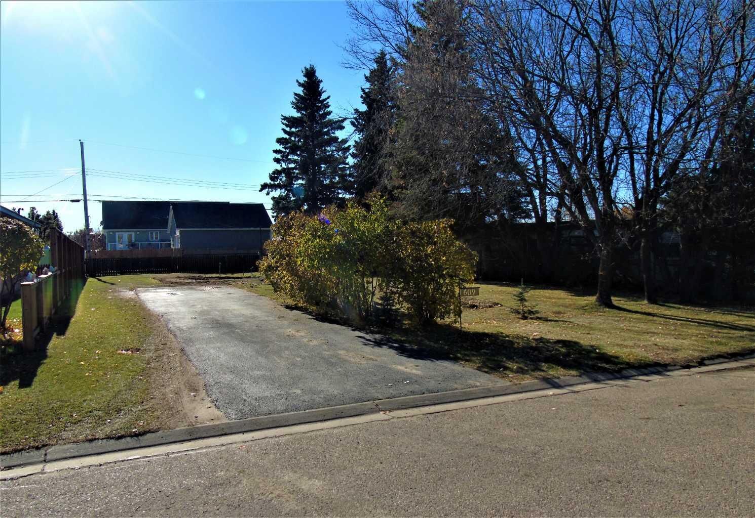 Property Photo: 609 3rd Avenue NW AB T0G 2A1