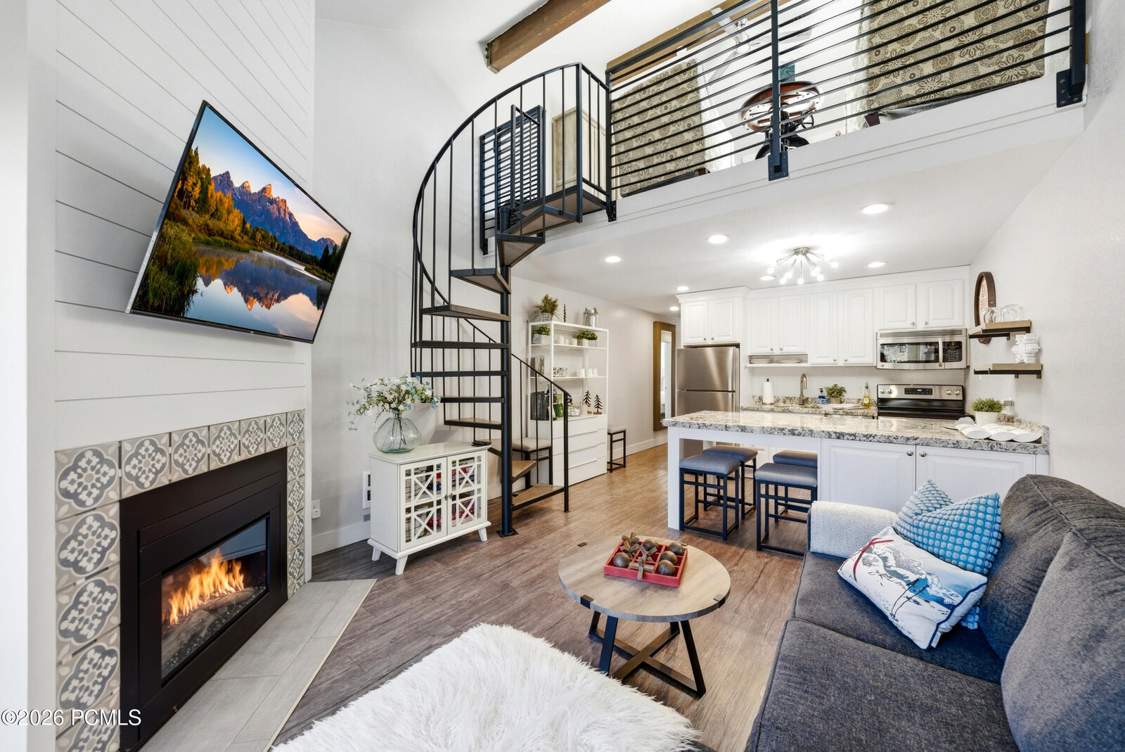 Property Photo:  1530 Empire Avenue 304  UT 84060 