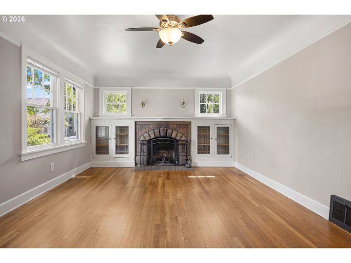 Property Photo:  6521 SE 16th Ave  OR 97202 