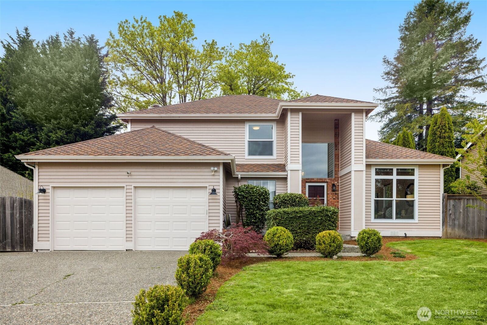 Property Photo:  16110 SE 180th Place  WA 98058 