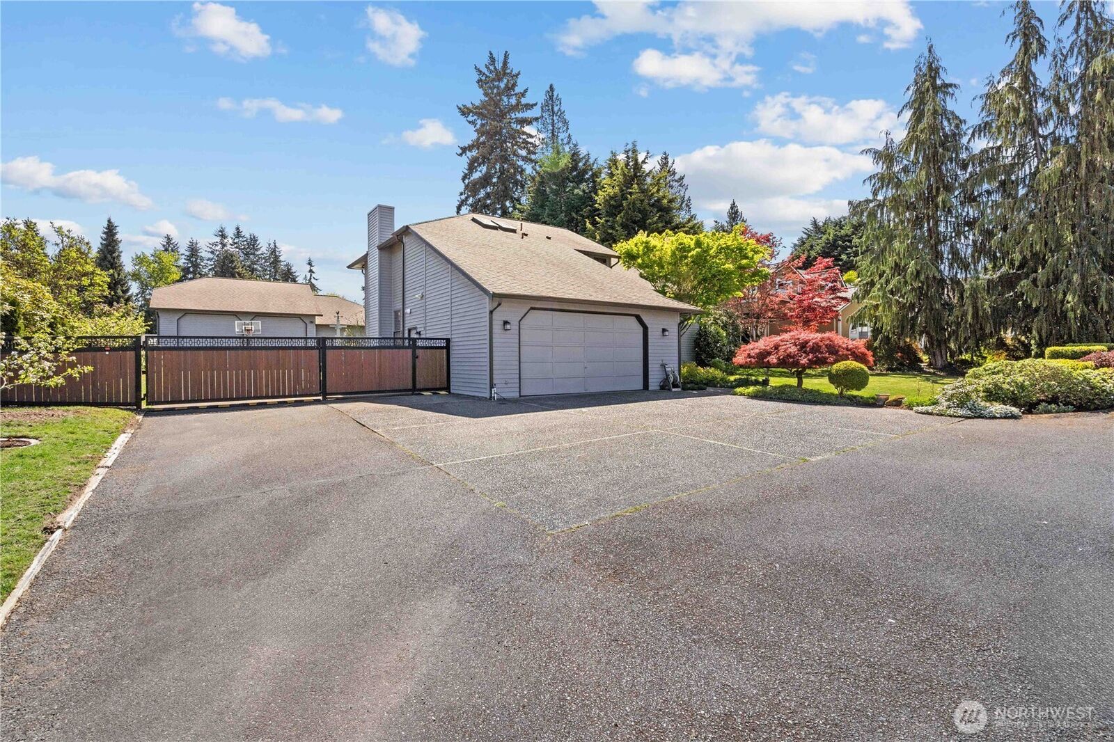 Property Photo: 3521 S 280th Street WA 98001
