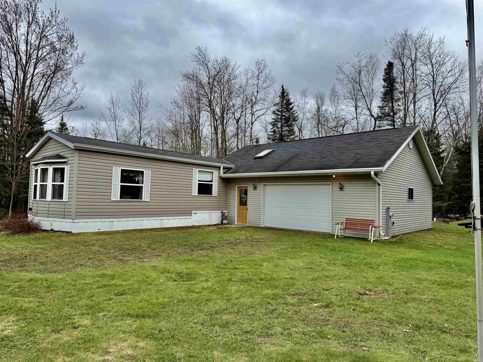Property Photo:  17655 Island Lane  WI 54175 
