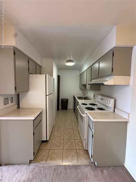 Property Photo:  510 Montrose Avenue 6  MI 48073 