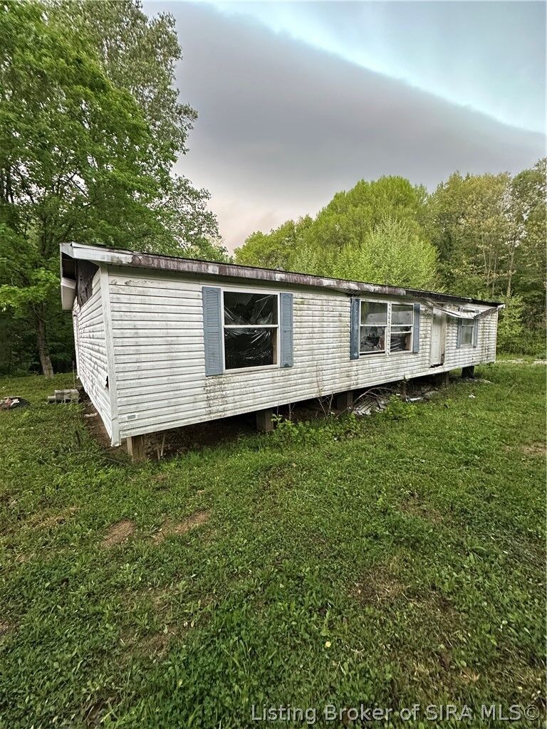 Property Photo:  5727 N Terry Road  IN 47102 