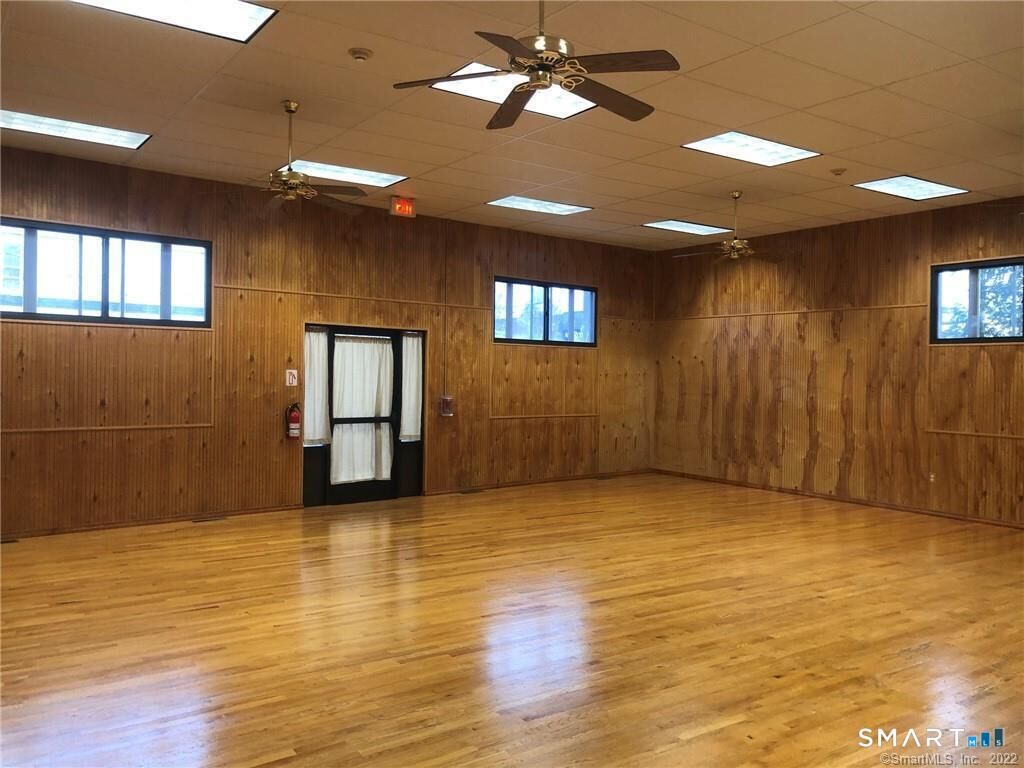 Property Photo:  574 Campbell Avenue  CT 06516 