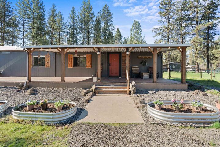 Property Photo:  19236 S Aspen Meadows Dr  WA 99004 