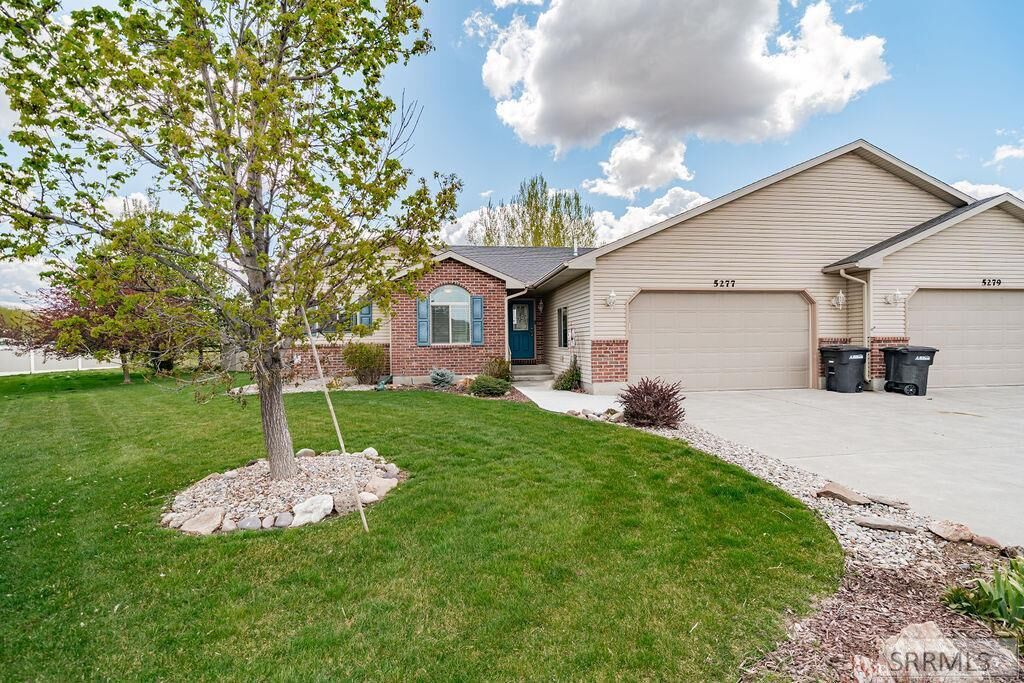 Property Photo:  5277 Barton Place  ID 83406 