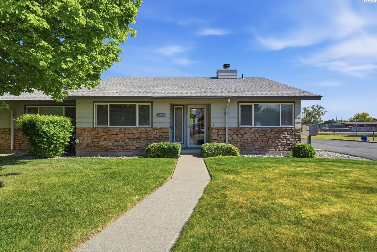 Property Photo:  2415 W Grand Rhonde Avenue C  WA 99336 