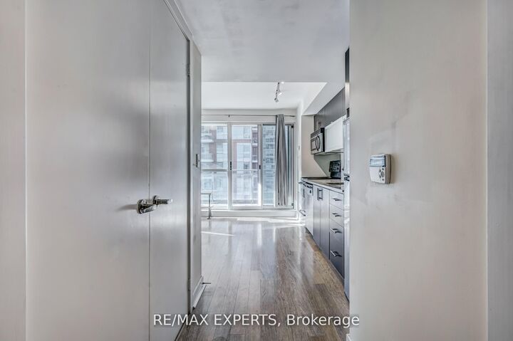 Property Photo: 80 Western Battery Road 801 ON M6K 3S1