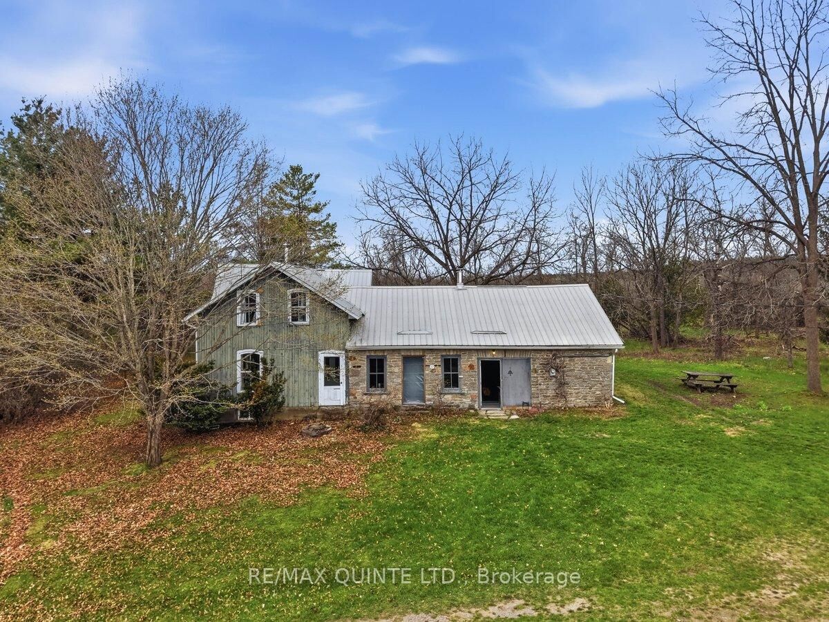 Property Photo: 1079 Clearview Road ON K0K 3E0