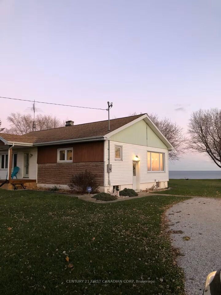 4578 Talbot Trail — photo 1