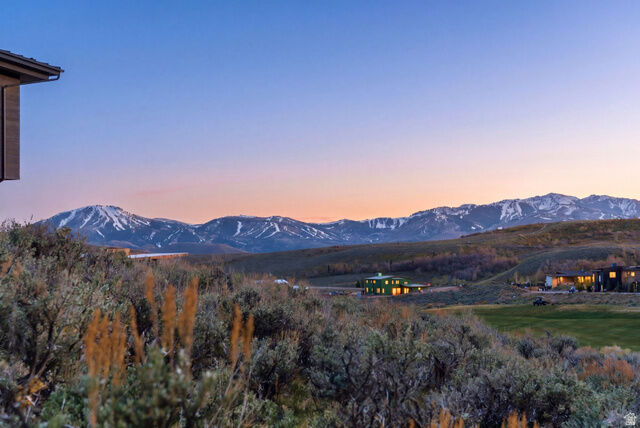 Property Photo:  5961 Golf Club Link 6  UT 84098 