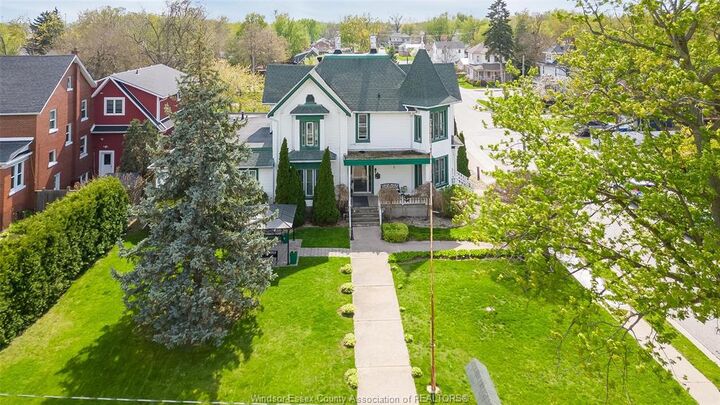 122 Talbot St. S — photo 1