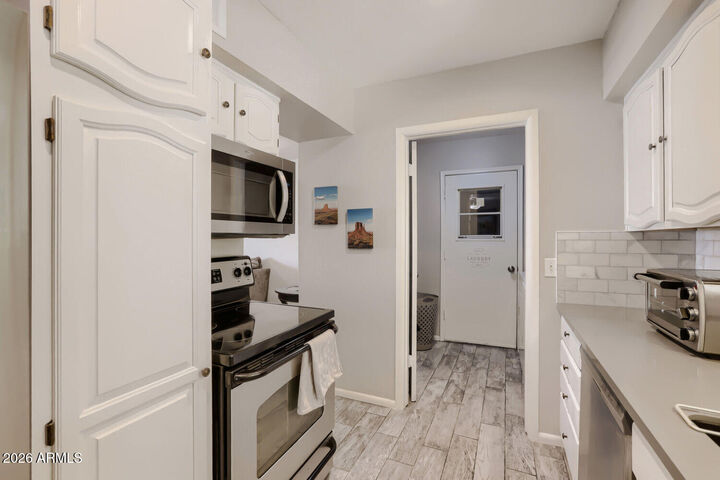 Property Photo: 95 W San Remo Street AZ 85233