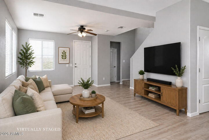 Property Photo:  856 S Colonial Drive  AZ 85296 