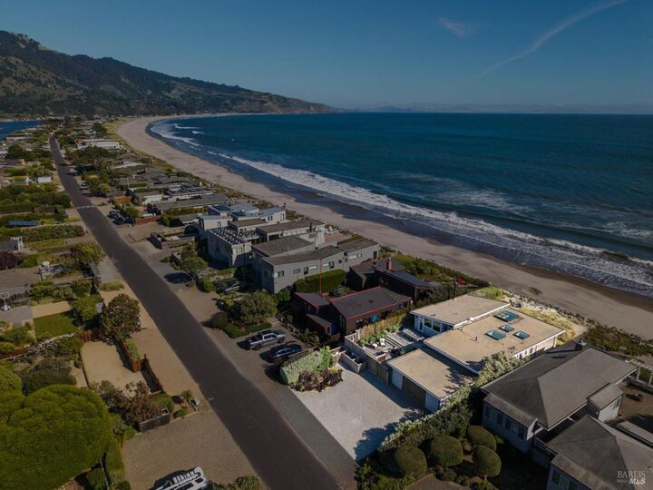 Property Photo:  324 Seadrift Road  CA 94970 