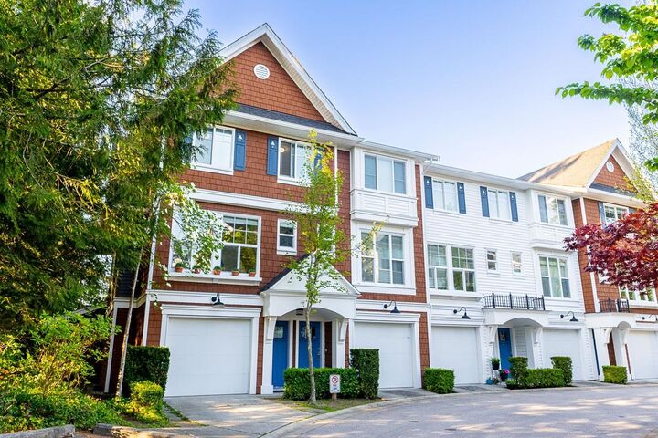 Property Photo:  14905 60 Avenue 18  BC V3S 5E9 