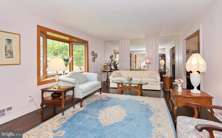 Property Photo:  15 Lannigan Drive  NJ 08648 