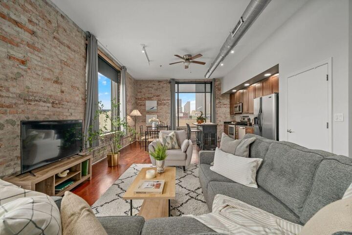 Property Photo:  78 E Chestnut Street  OH 43215 