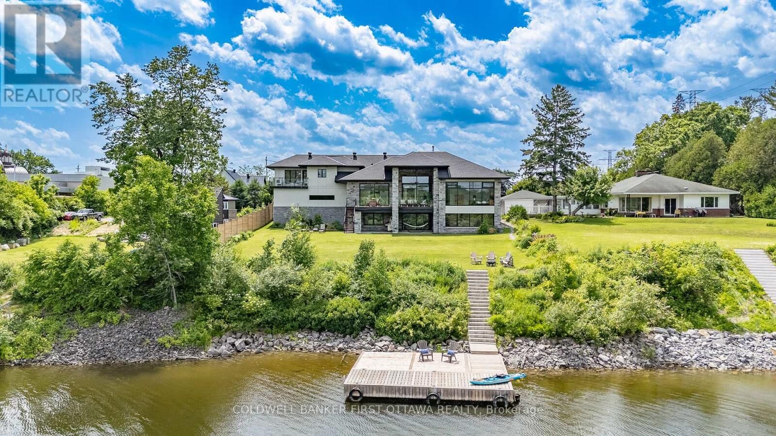 Property Photo:  1981 Prince Of Wales Drive  ON K2C 3J7 