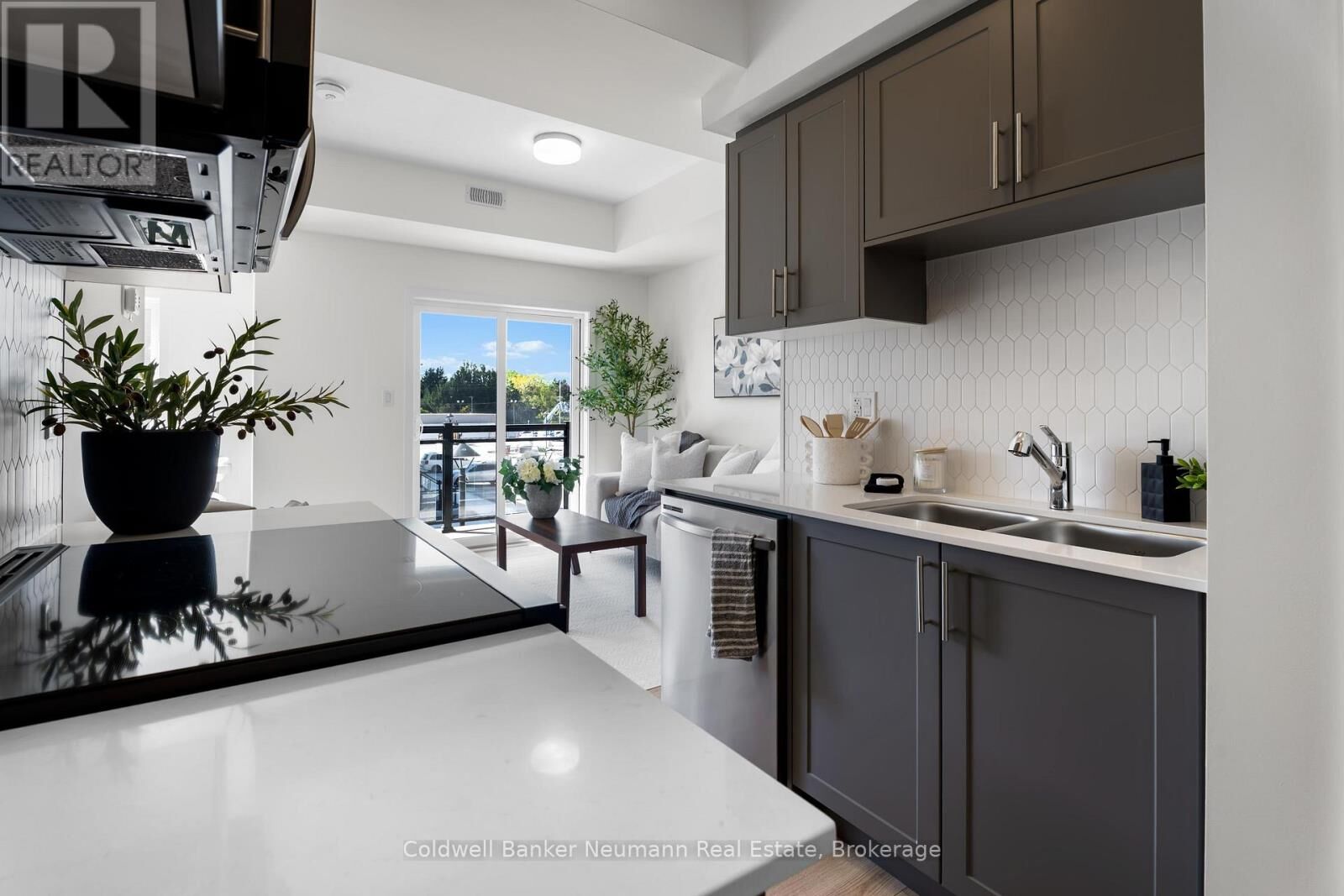 Photo de la propriété:  940 St David Street North 51  ON N1M 0L7 