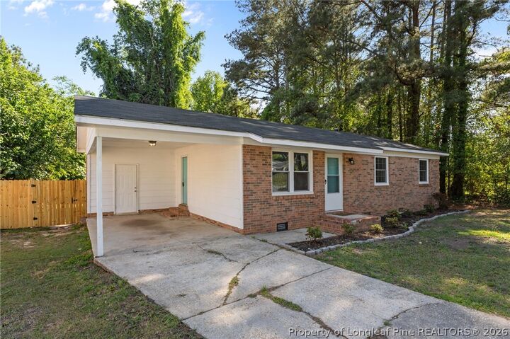 Property Photo: 2633 Dumbarton Road NC 28306