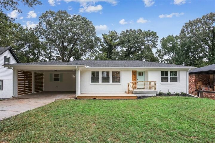 Property Photo:  2152 Edgemore  GA 30316 