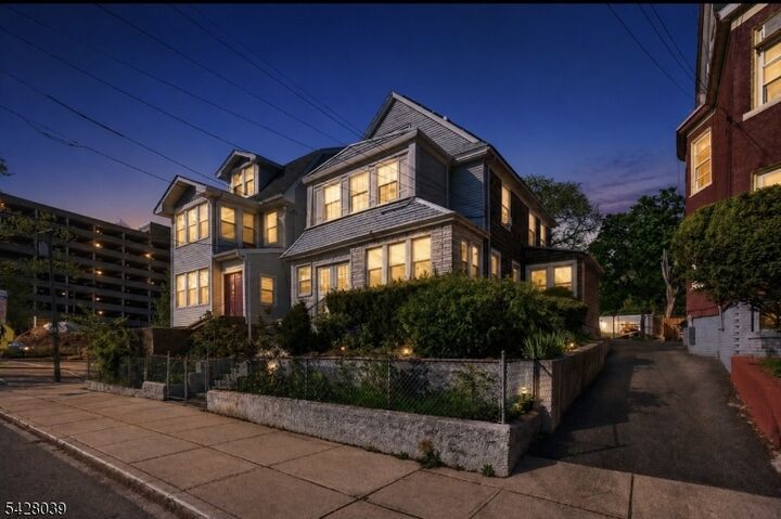 Property Photo:  127 Lyons Ave  NJ 07112 