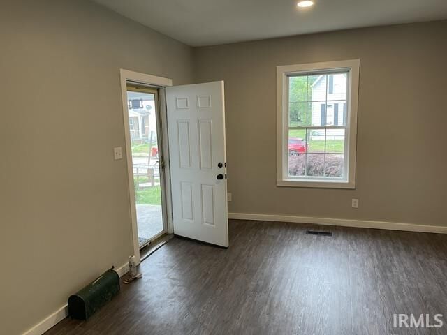 Property Photo:  914 W Missouri Street  IN 47710 