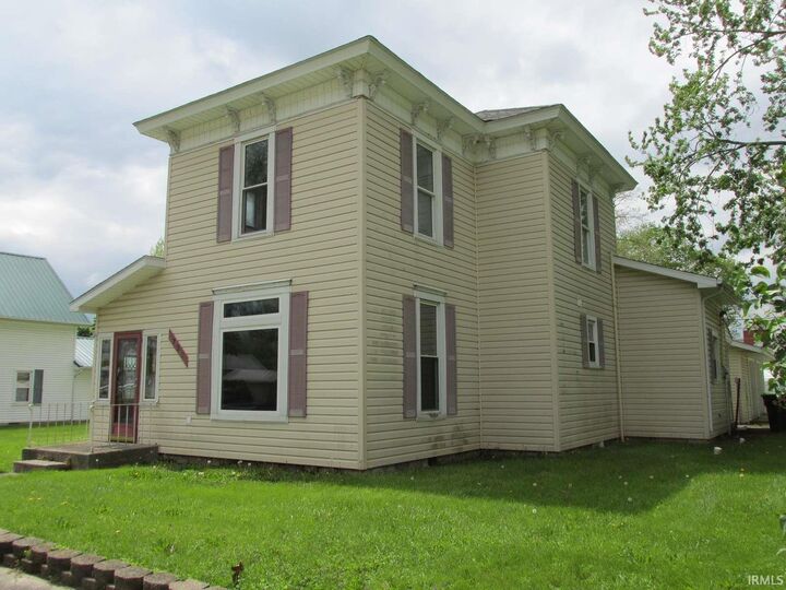 Property Photo:  725 N Main Street  IN 46792 