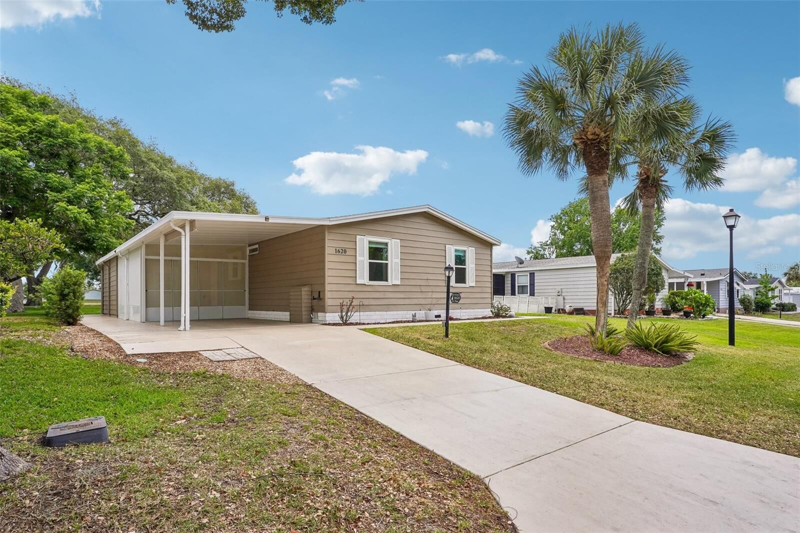 Property Photo:  1620 W Schwartz Boulevard  FL 32159 