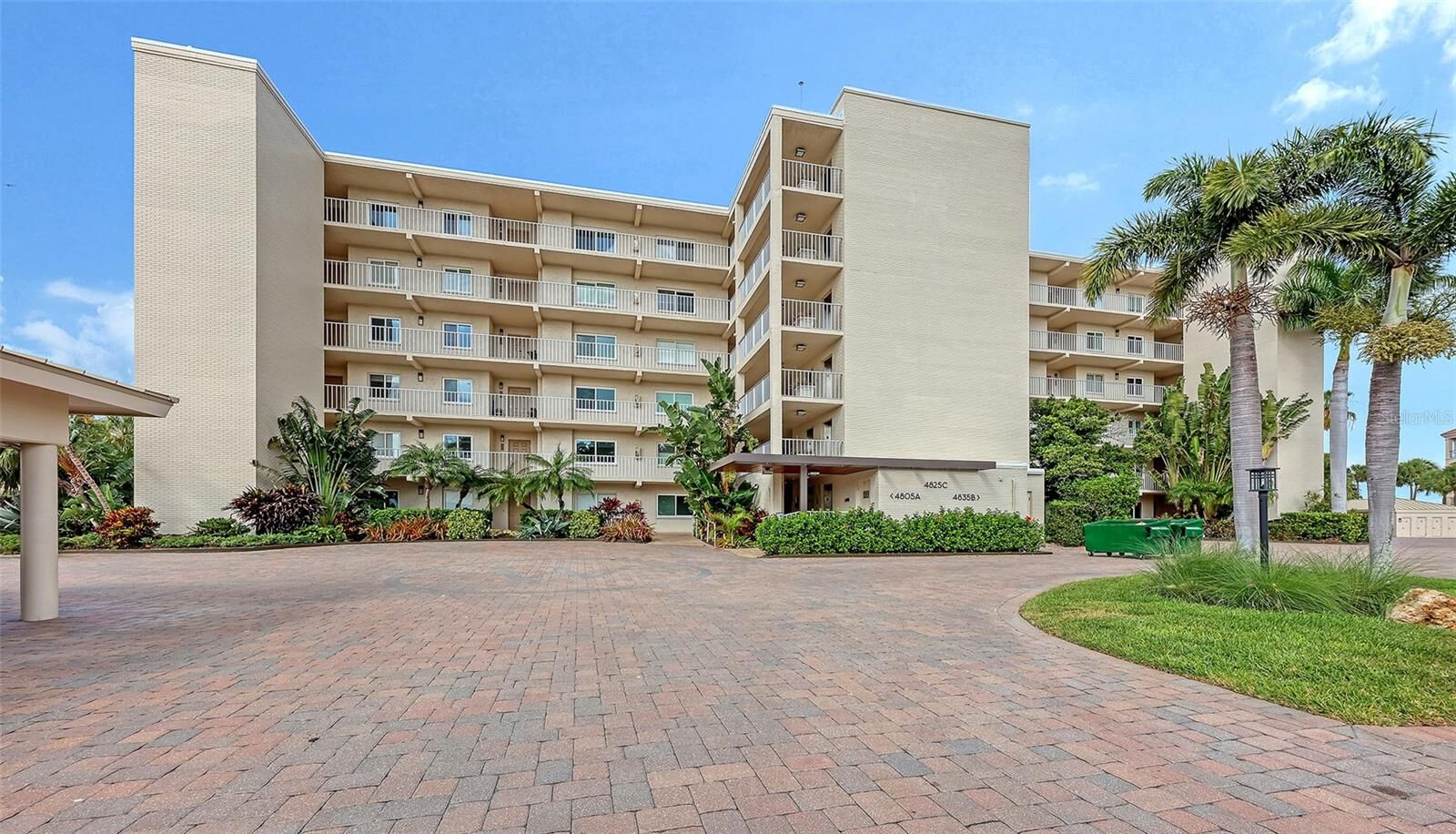 Property Photo:  4825 Gulf Of Mexico Drive 504  FL 34228 