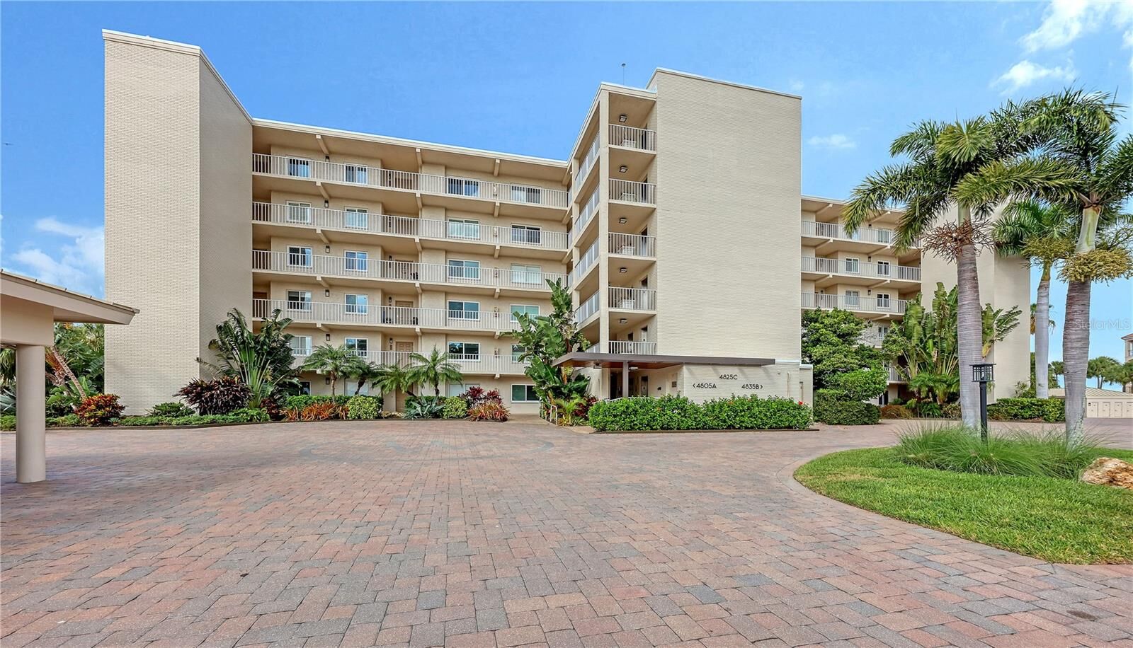 Property Photo:  4825 Gulf Of Mexico Drive 504  FL 34228 