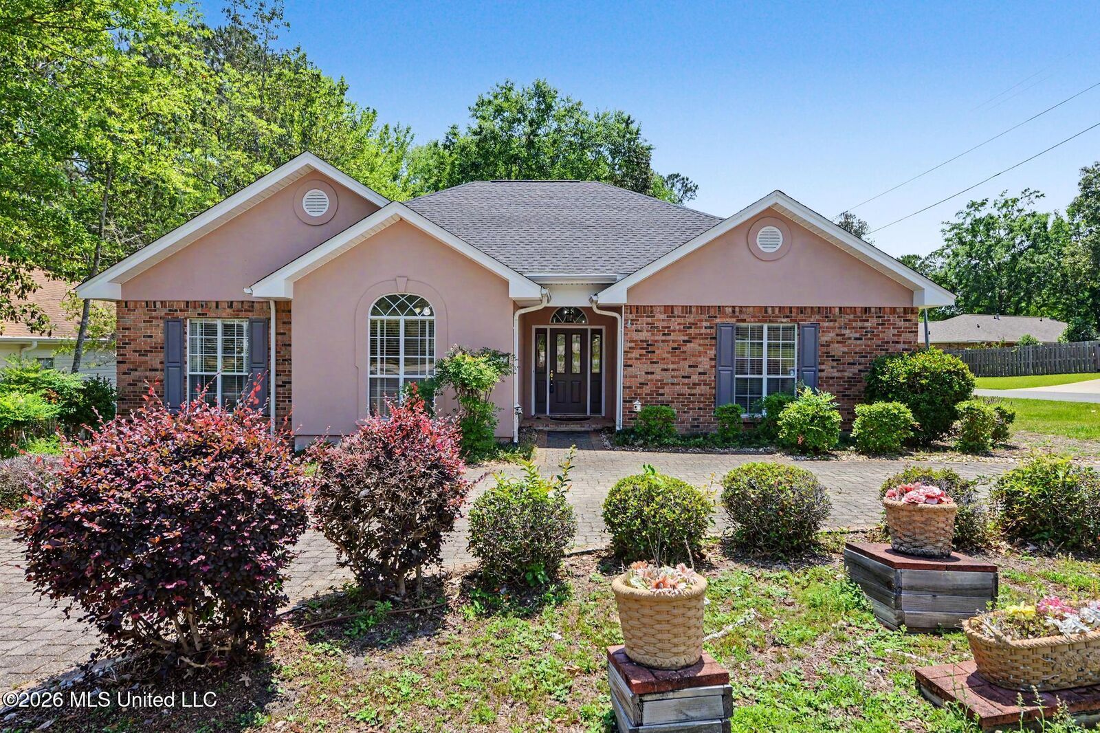 Property Photo:  89357 E Diamondhead Drive  MS 39525 