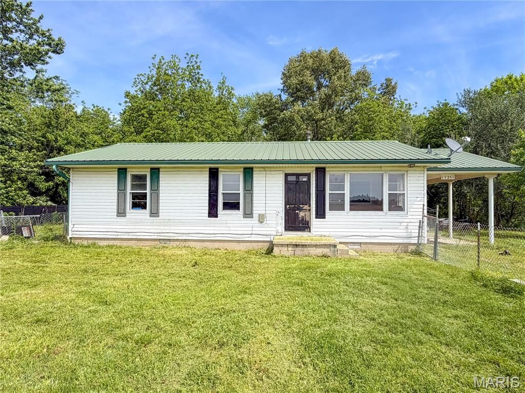 Property Photo:  17251 County Road 214  MO 63730 