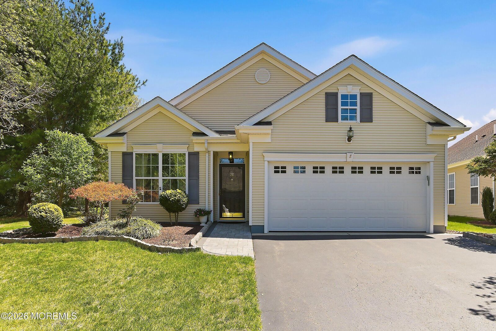 Property Photo: 38 Banstead Way NJ 08527