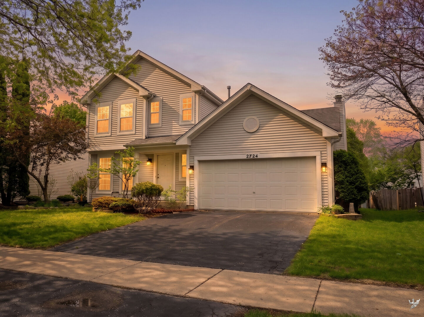 Property Photo:  