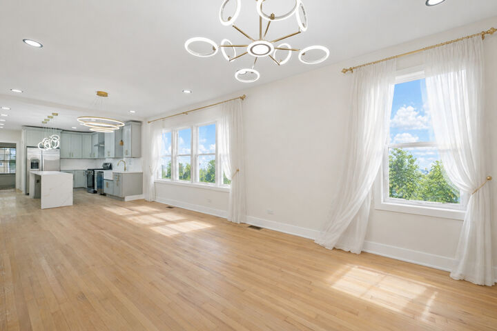 Property Photo:  5218 W 55th Street  IL 60638 